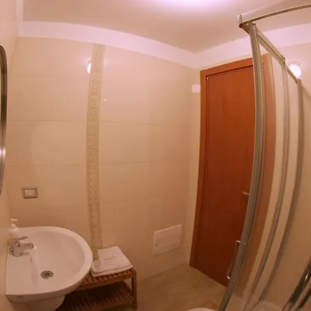 Saint Nicholas Plaza 3* Bari