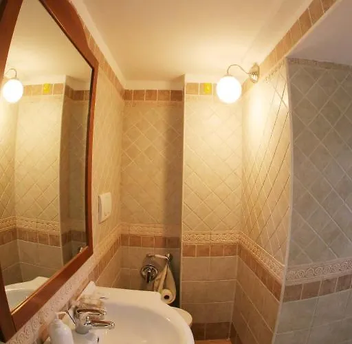 Saint Nicholas Plaza 3*