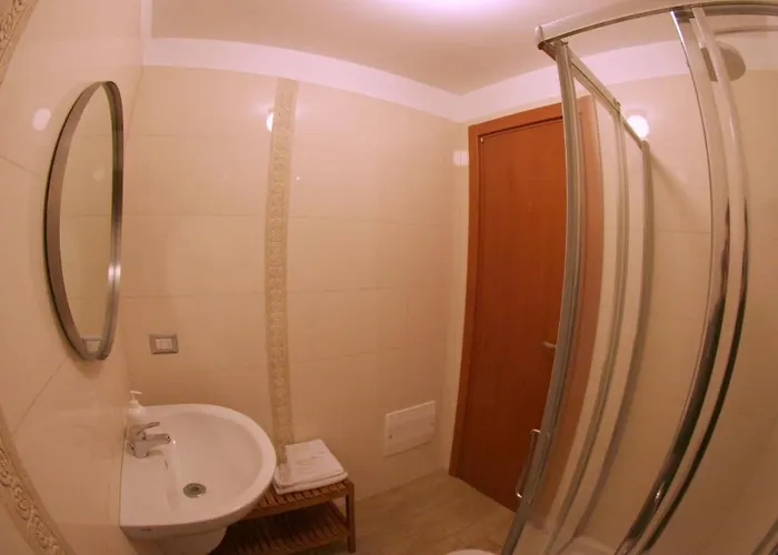 Saint Nicholas Plaza 3* Bari