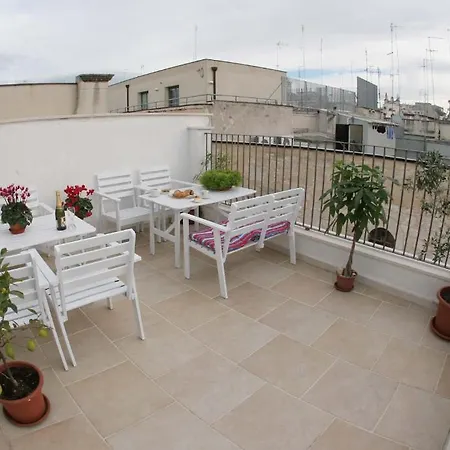 Saint Nicholas Plaza Maison d'hôtes