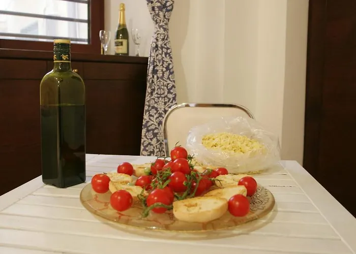 Saint Nicholas Plaza ゲストハウス